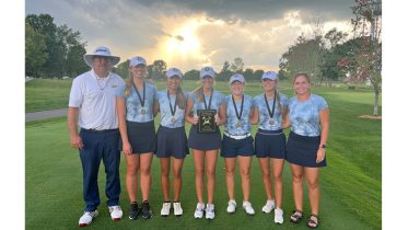 Golf: Carmel girls “perfect example” of a team