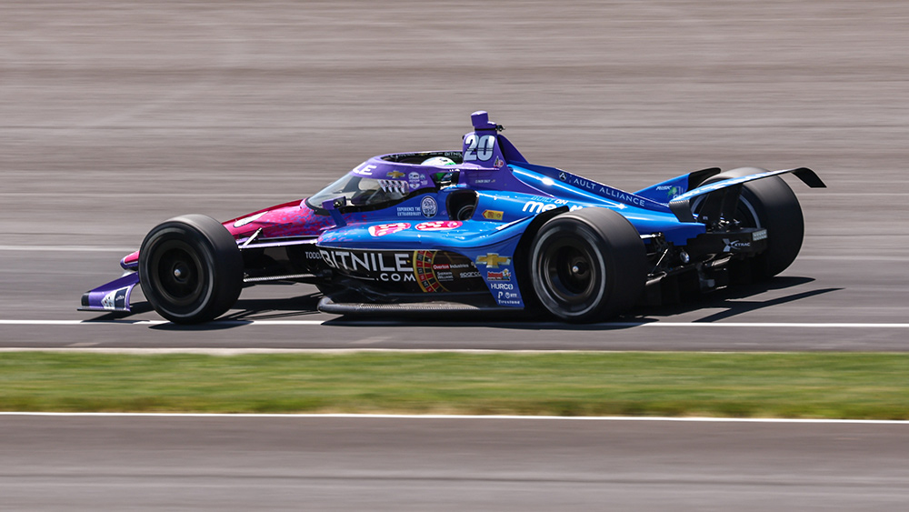 Sato leads busy, smooth final practice on Miller Lite Carb Day