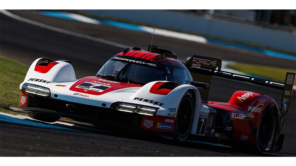 Porsche Penske starts strong in TireRack.com Battle on the Bricks