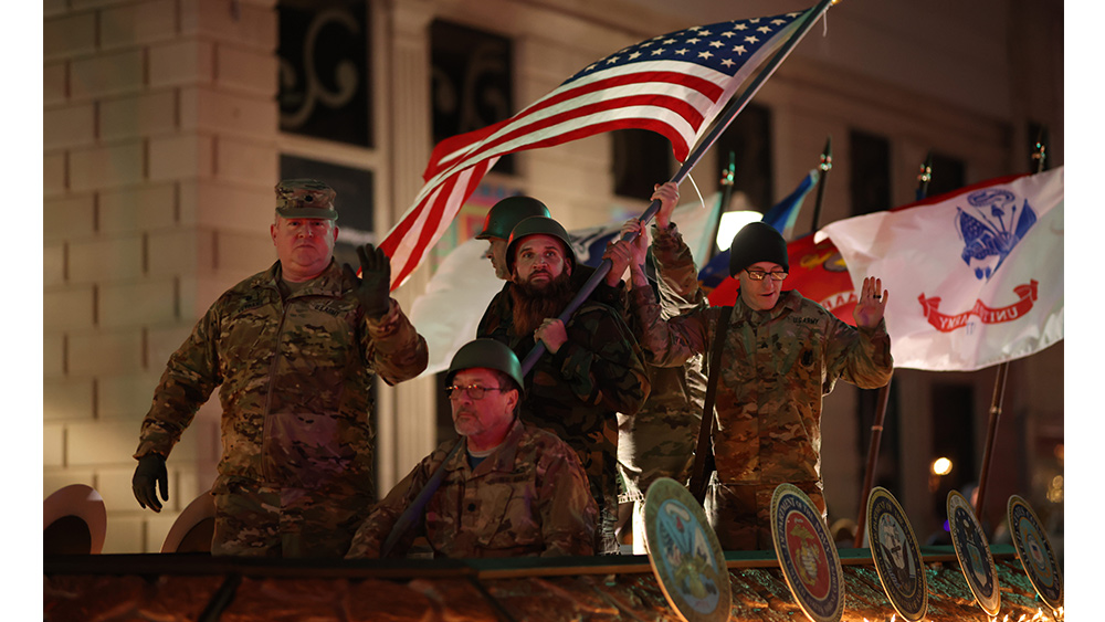 Night lights up with Noblesville parade