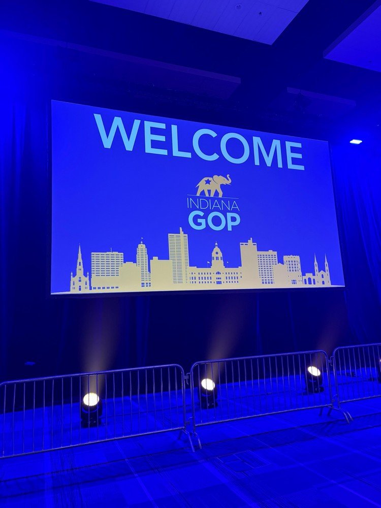 GOP convention_stage sign_Ray