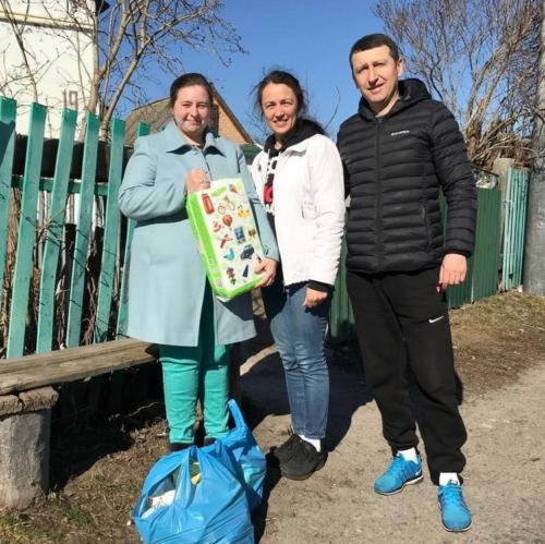 03 2022 - taking food to our families in Zhytomyr