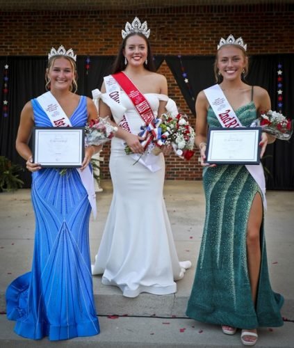 Berry_Lights 2025_1X1A9718QueenCourt as Smart Object-1