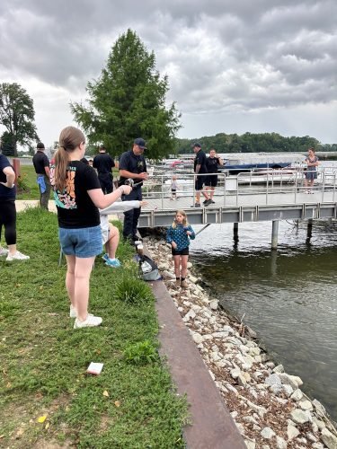 Cicero kids fishing_9278