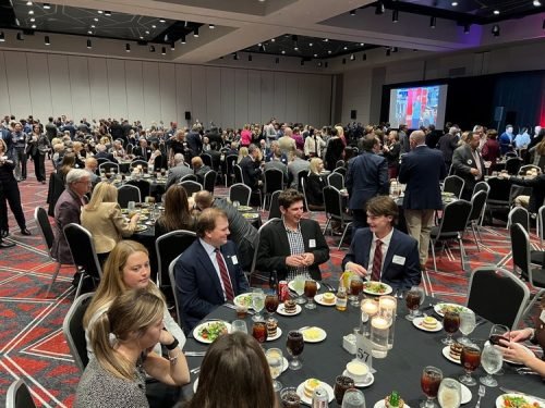 Crowd at Dinner (7)