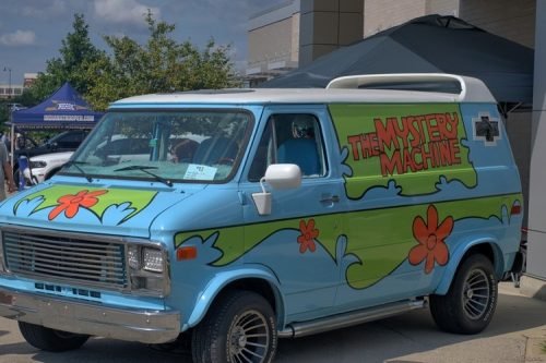 Cruise Indy 2025 (David Grove) Mystery Machine