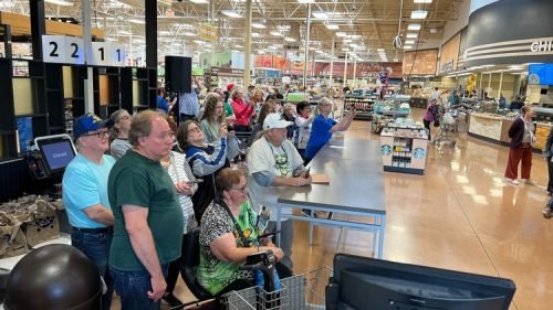 Duffys Dough_Crowd (10)
