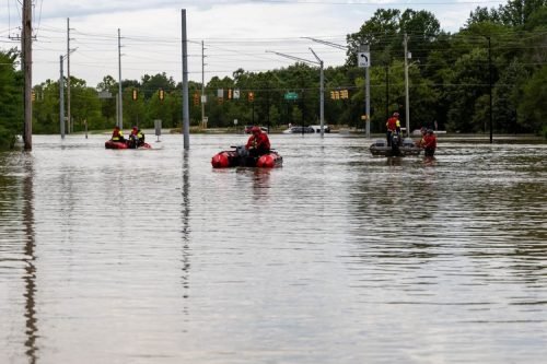 Fishers firefighters rescued (1)