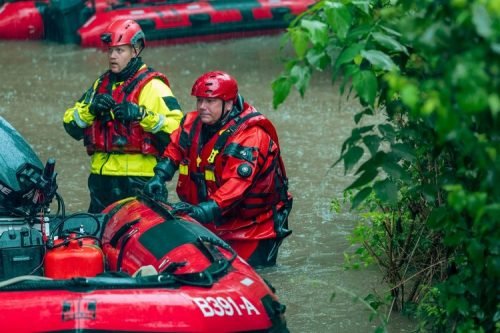Fishers firefighters rescued (2)