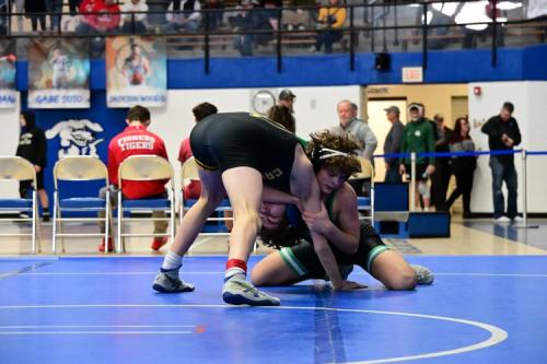 Graydon Staley (westfield) vs Elijah Penquite (carmel)