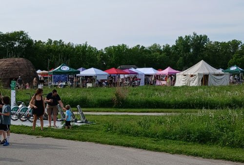 Moon-Market-(6)