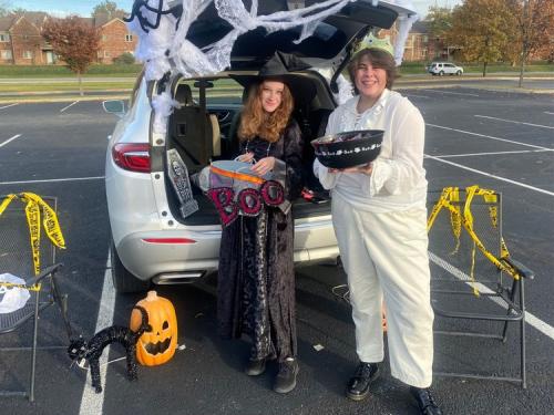 NHS Thespians 2022 trunk or treat (11)