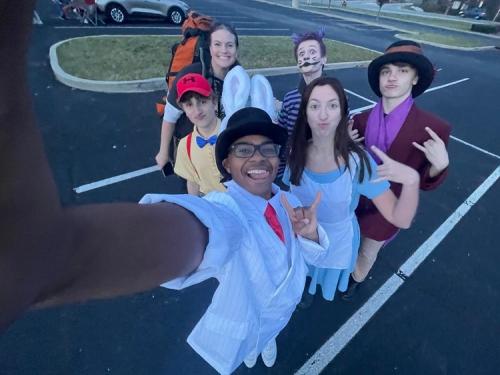 NHS Thespians 2022 trunk or treat (15)