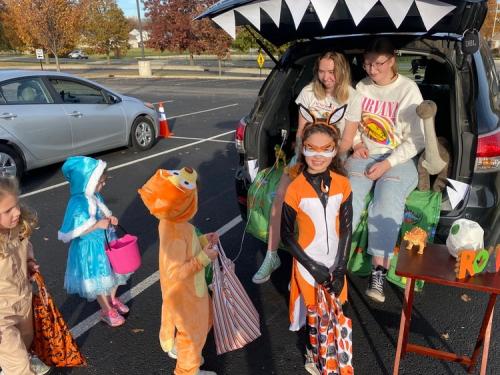 NHS Thespians 2022 trunk or treat (42)