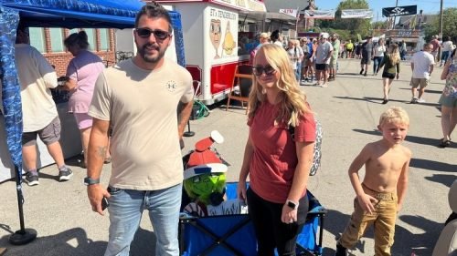 New Earth 2025_Grinch Couple (1)