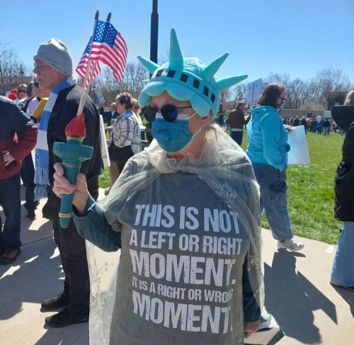 No-Kings-Noblesville_Chris-Hartig-(3)