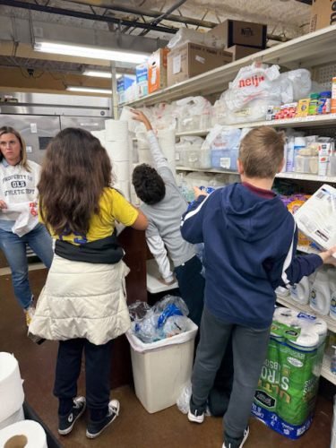 Our-Lady-of-Grace-Catholic-School-food-drive-(2)