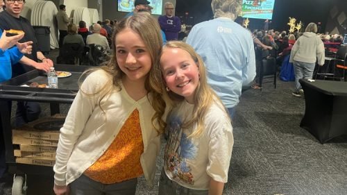 PizzaPunchlines2026_Cookie girls Charlotte Doyle and Noelle Wiseman (2)