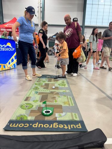 Pulte Homes Putt Putt game