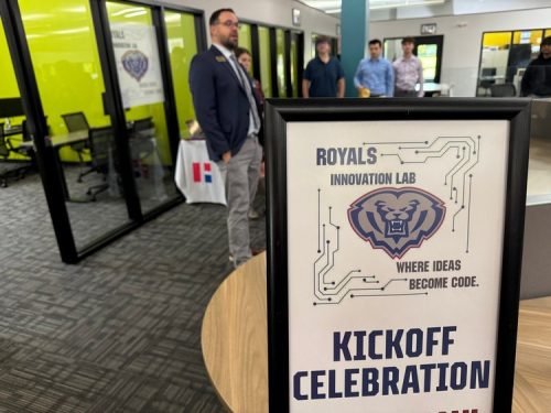 Royals Lab opening_4012