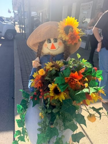 Sheridan art students scarecrows 09