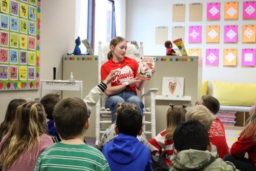 Sheridan loves reading_8898