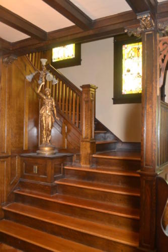 814Middle.stairway