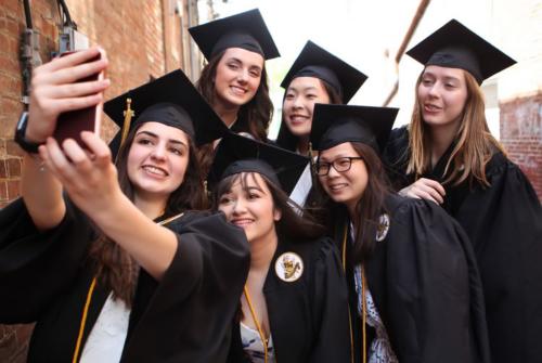 Caroline Borshoff (left) selfie with friends