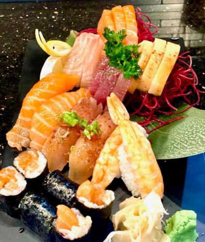 Denise-Zen-Sushi-sashimi-lovers-platter